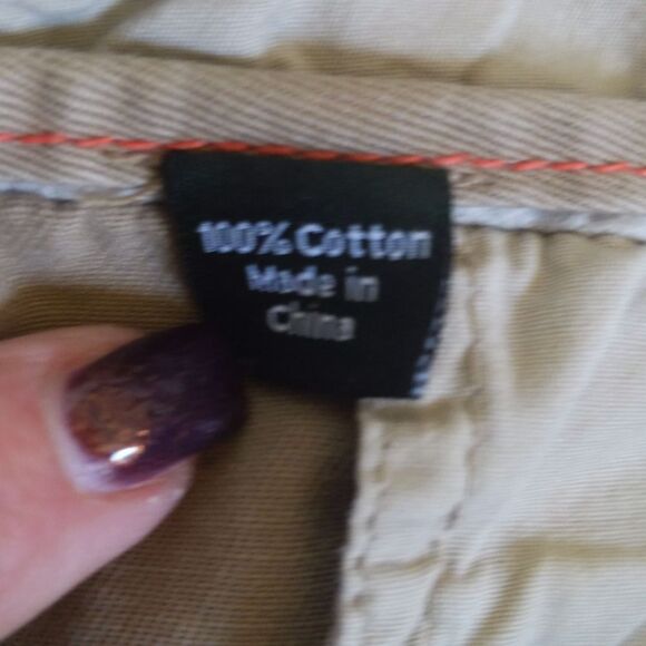 J. Crew men's tan khaki cargo shorts, size 34 - Picture 4 of 5